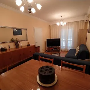Cozy Three Bdrms At Five Filippou Str Apartment
